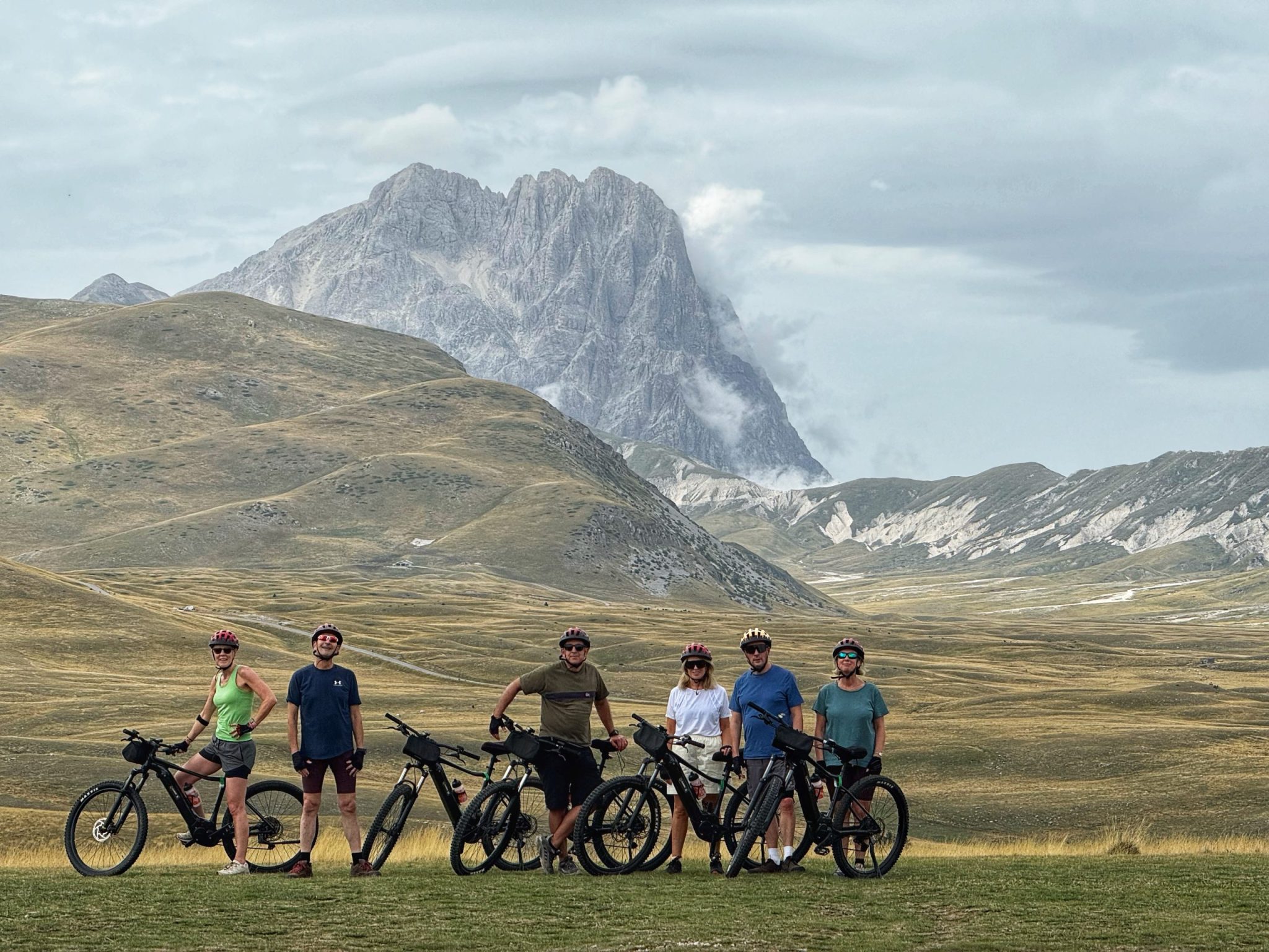 E-bike tour guidato a Campo Imperatore, Corno Grande del Gran Sasso